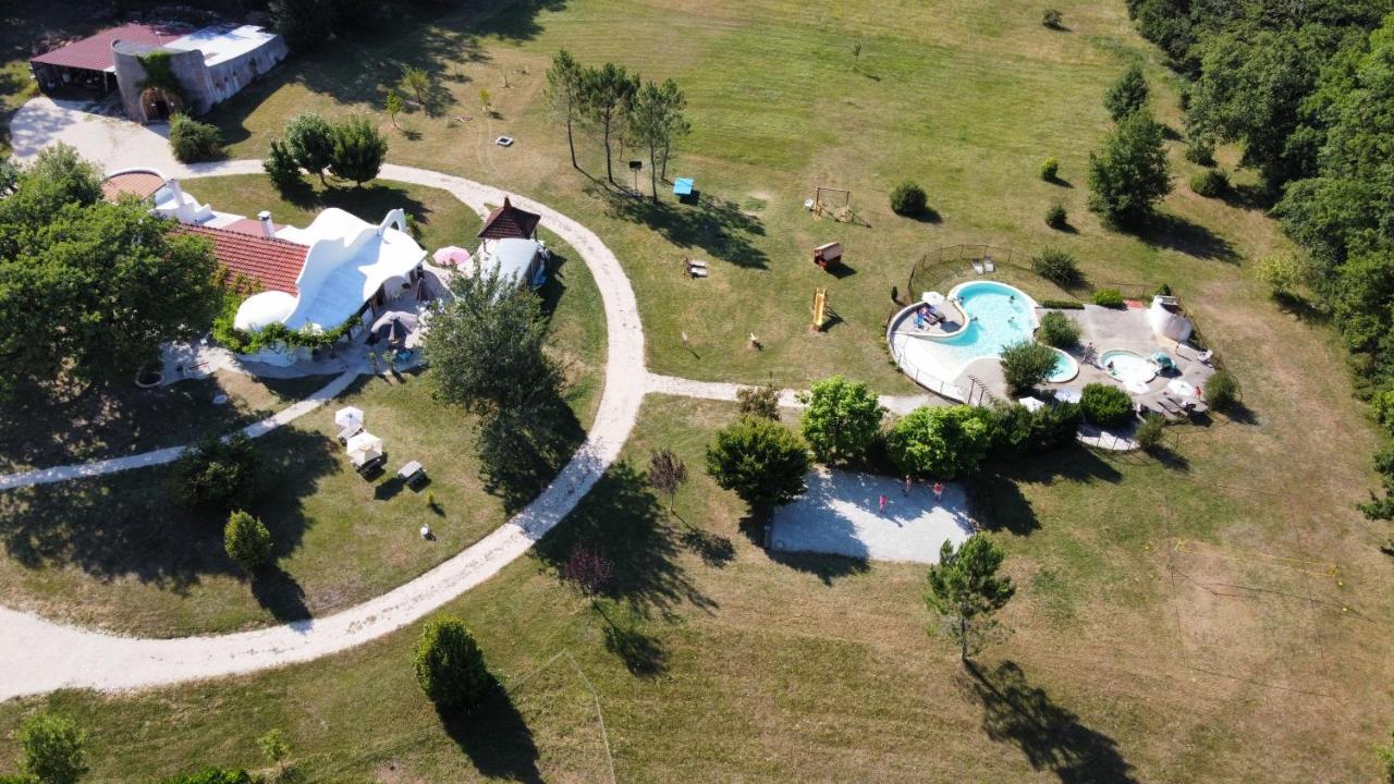 La Clairière - écolieu de vacances Lamothe-Fenelon Exterior foto